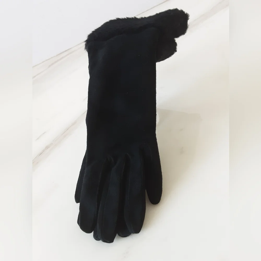 CASHMERE By BLOOMINGDALE'S Black Suede Wool Pile Cuffed Sz 6.5 - NWT Vtg